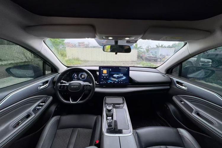 Used AION S Plus 2022 70 Intelligent Edition Interior 3
