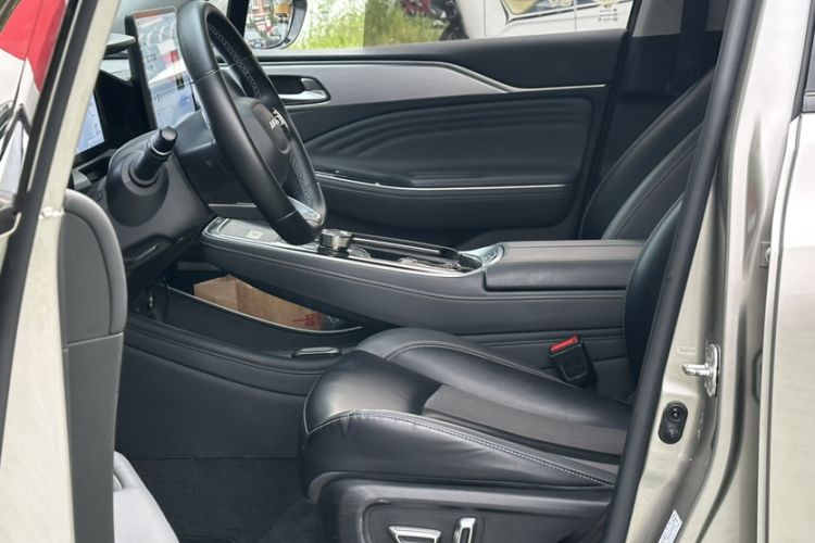 Used AION S Plus 2022 80 Tech Edition Interior 3