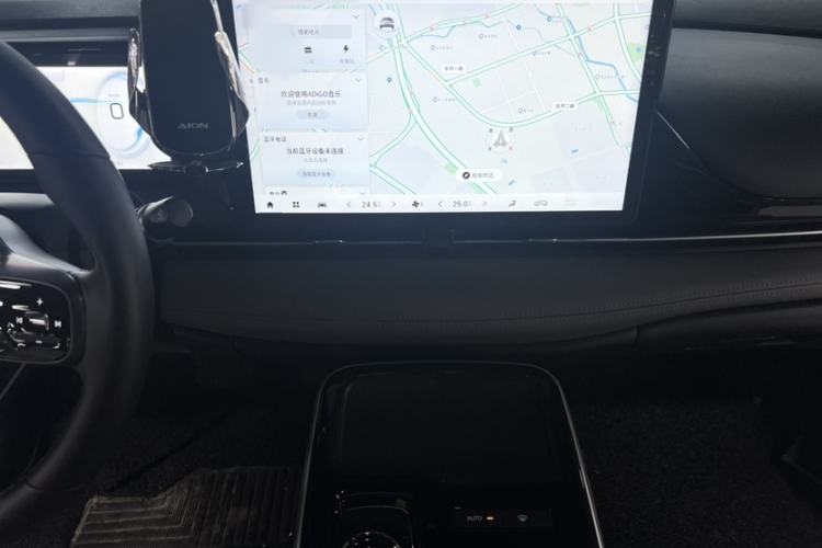 Used AION S Plus 2022 70 Intelligent Edition Interior 4