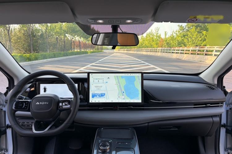Used AION S Plus 2022 70 Intelligent Edition Interior 4