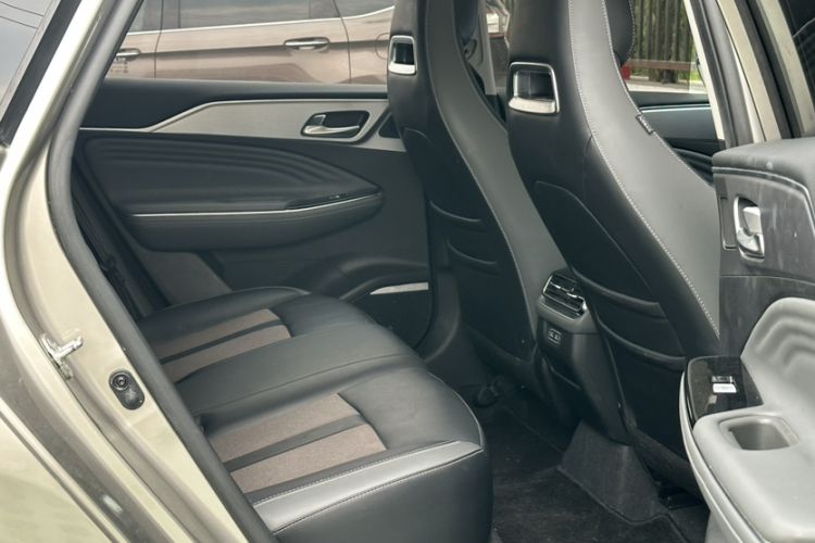 Used AION S Plus 2022 80 Tech Edition Interior 5