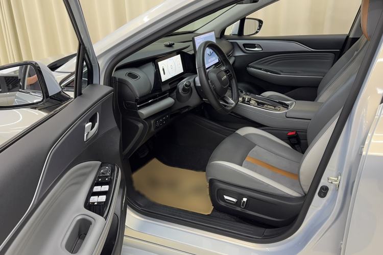 Used AION S Plus 2022 80 Tech Edition Left Front Seat