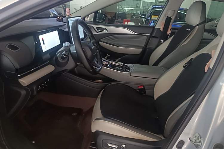 Used AION S Plus 2022 80 Tech Edition Left Front Seat