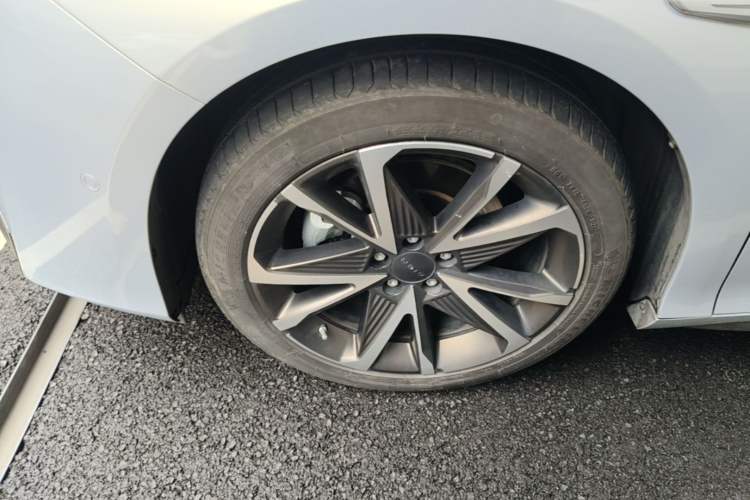Used AION S Plus 2022 70 Intelligent Driving Edition Left Front Wheel Hub