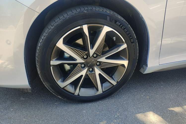 Used AION S Plus 2022 70 Intelligent Driving Edition Left Front Wheel Hub