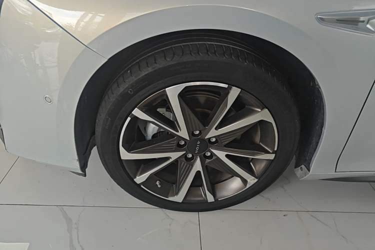 Used AION S Plus 2022 70 Intelligent Driving Edition Left Front Wheel Hub