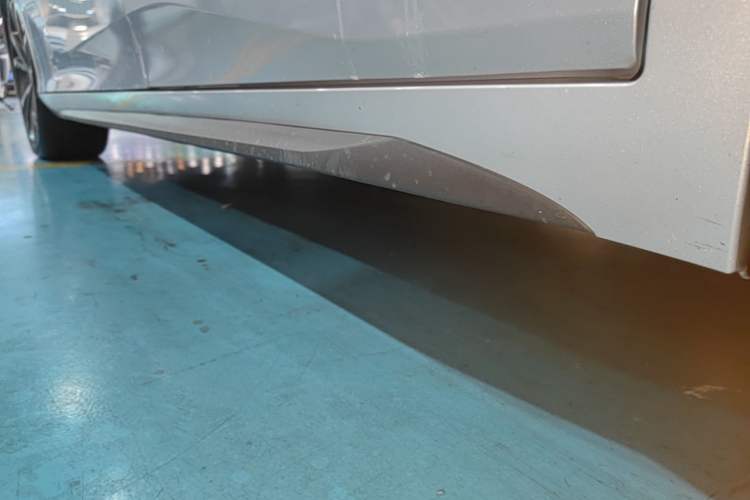 Used AION S Plus 2022 80 Tech Edition Left Side Sill