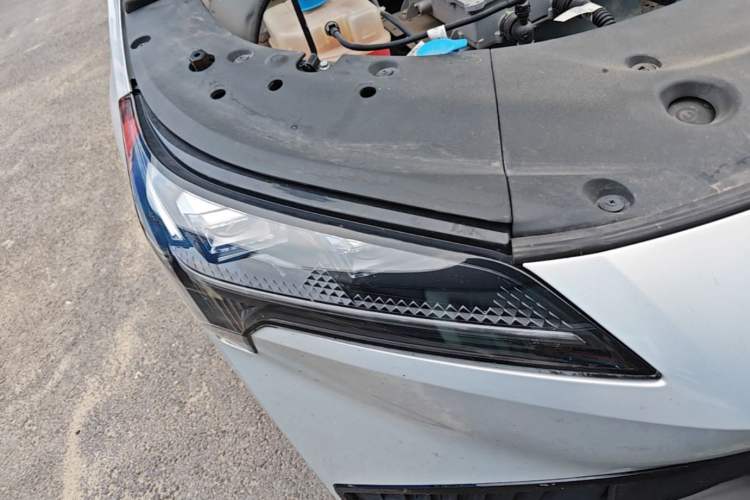 Used AION S Plus 2022 80 Tech Edition Right Front Headlight