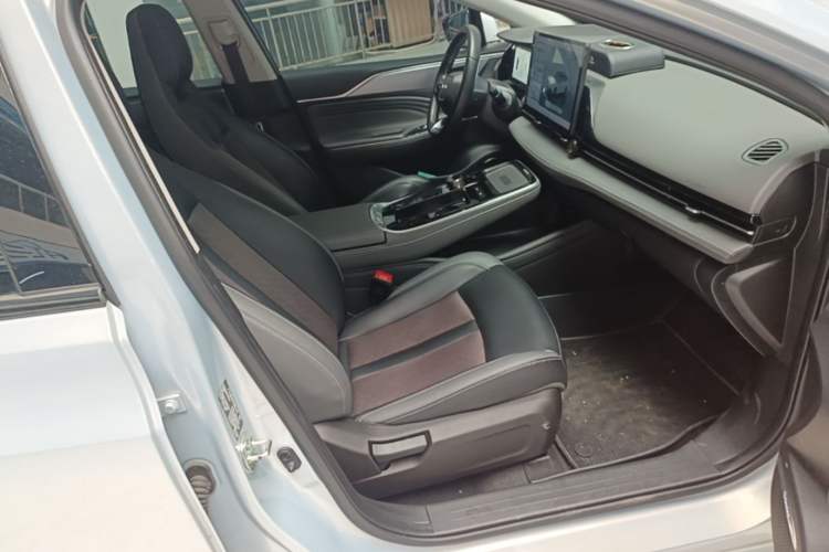 Used AION S Plus 2022 70 Intelligent Edition Right Front Seat