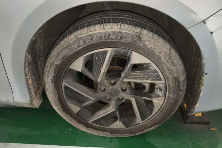 Used AION S Plus 2022 70 Enjoy Edition Right Front Wheel Hub