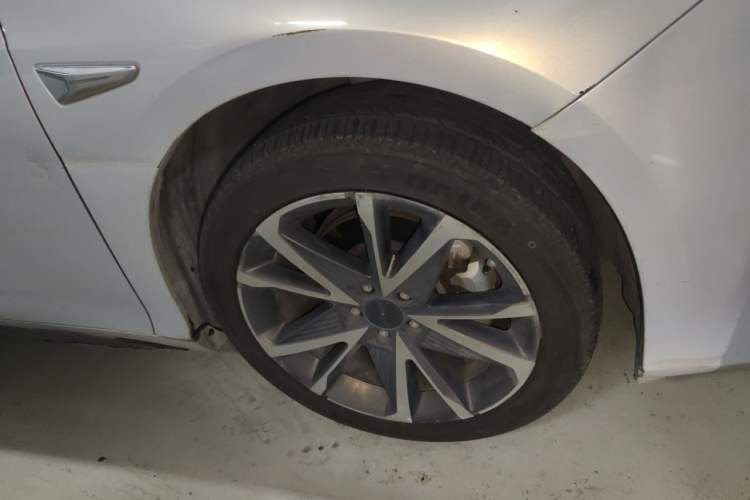 Used AION S Plus 2022 70 Intelligent Edition Right Front Wheel Hub