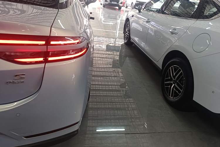Used AION S Plus 2022 70 Executive Edition Right Rear Taillight
