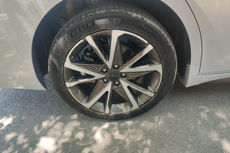 Used AION S Plus 2022 70 Intelligent Driving Edition Right Rear Wheel Hub