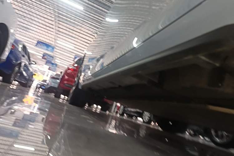 Used AION S Plus 2022 70 Executive Edition Right Side Sill