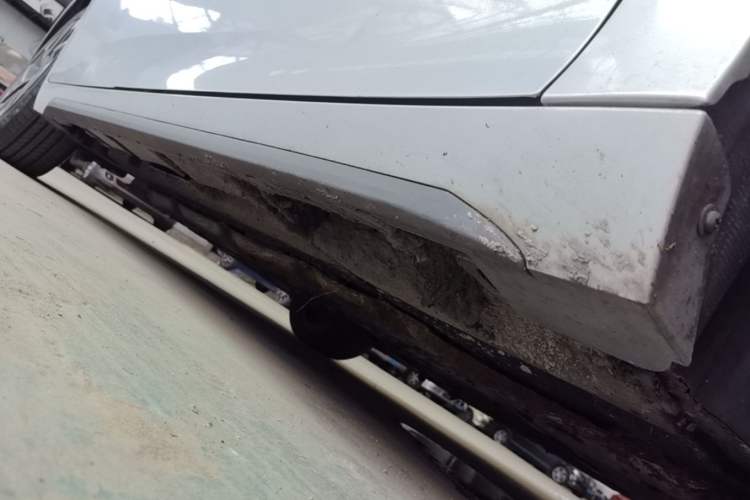 Used AION S Plus 2022 70 Intelligent Edition Right Side Sill