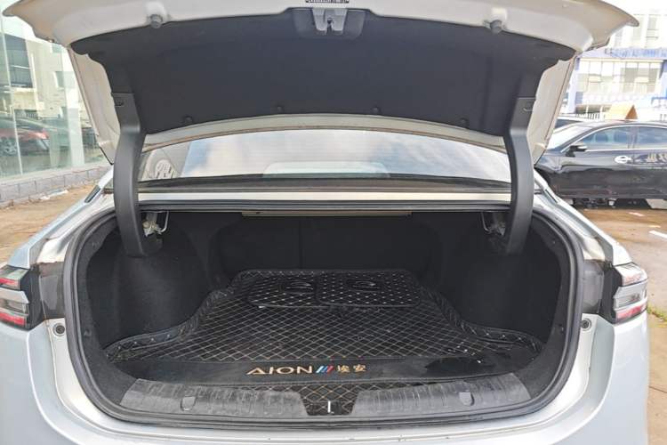 Used AION S Plus 2022 70 Enjoy Edition Trunk