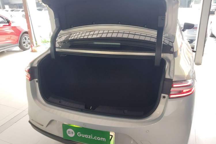 Used AION S Plus 2022 80 Tech Edition Trunk
