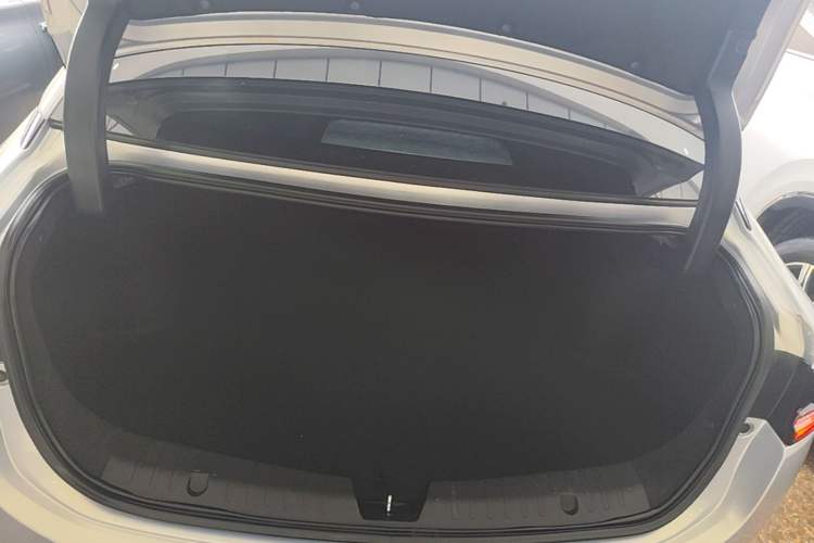 Used AION S Plus 2022 70 Enjoy Edition Trunk