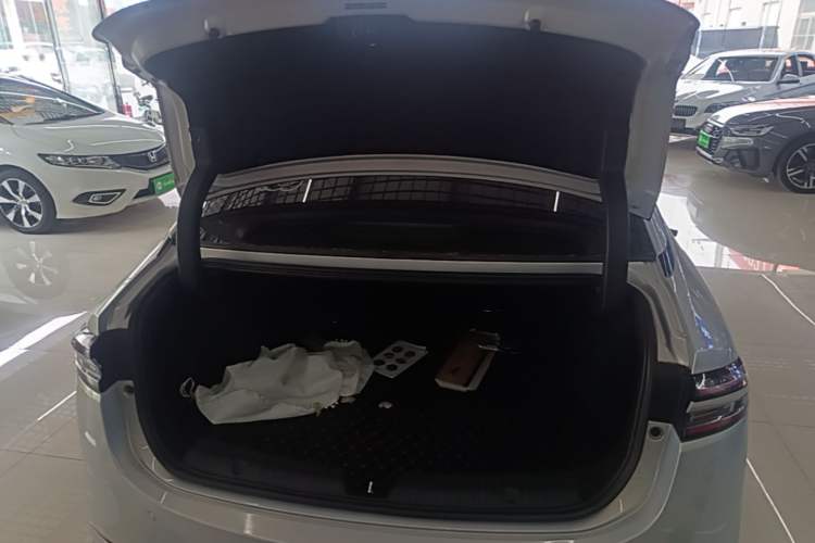 Used AION S Plus 2022 80 Tech Edition Trunk