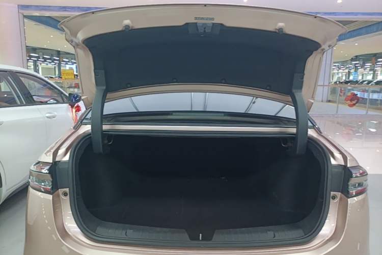 Used AION S Plus 2022 80 Tech Edition Trunk