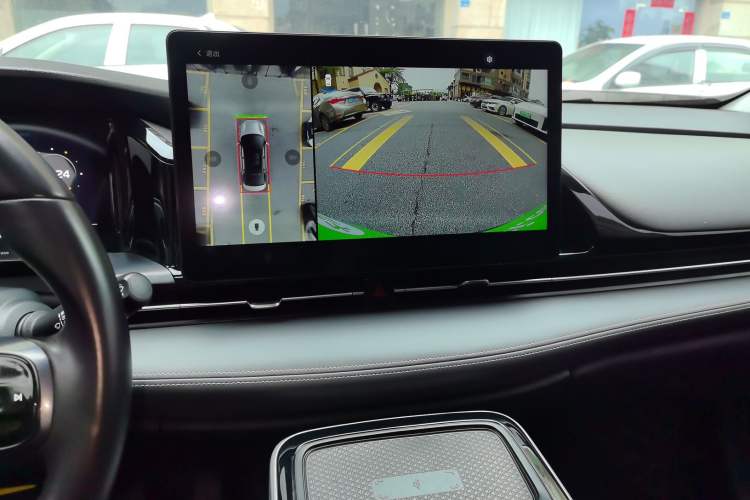 Used AION S Plus 2022 80 Tech Edition