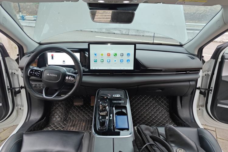Used AION S Plus 2022 80 Tech Edition Center Console