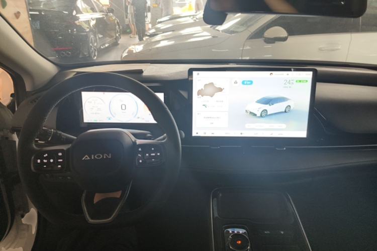 Used AION S Plus 2022 80 Tech Edition Center Console