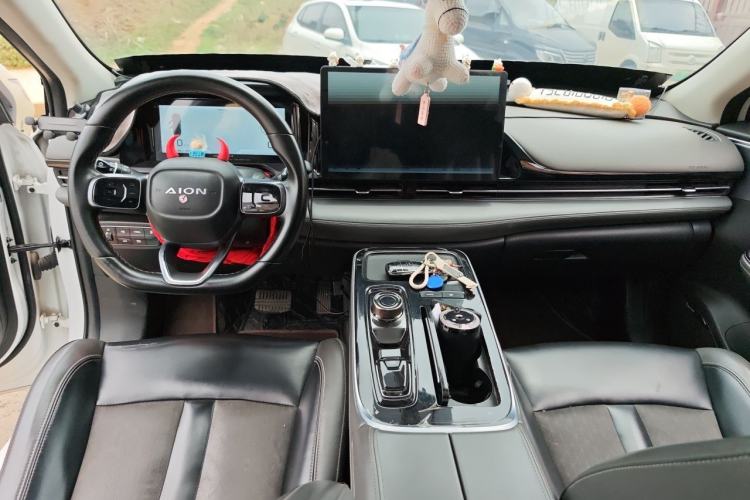 Used AION S Plus 2022 70 Intelligent Edition Center Console