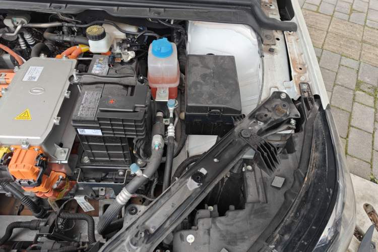 Used AION S Plus 2022 80 Tech Edition Engine Bay Left