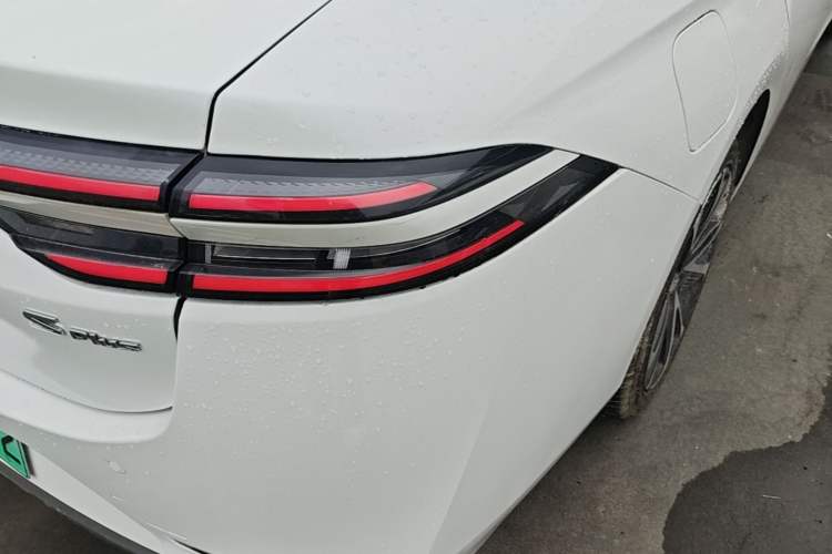 Used AION S Plus 2022 70 Intelligent Edition Exterior 3