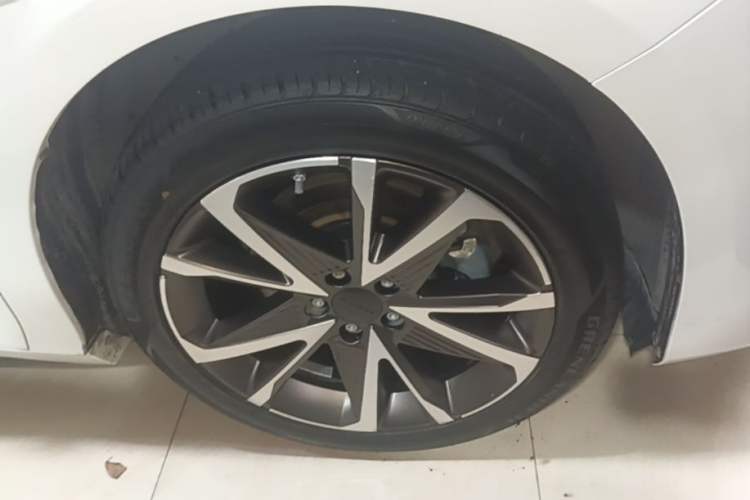 Used AION S Plus 2022 80 Intelligent Driving Version Exterior 4