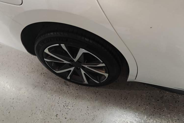 Used AION S Plus 2022 80 Tech Edition Exterior 5