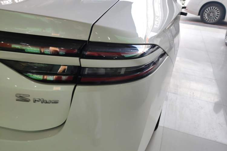 Used AION S Plus 2022 80 Tech Edition Exterior 6