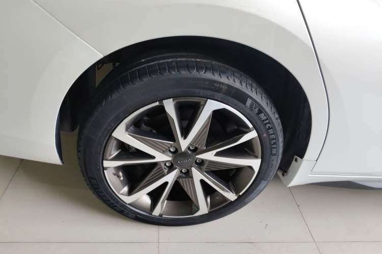 Used AION S Plus 2022 80 Tech Edition Exterior 8
