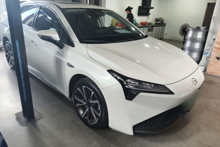 Used AION S Plus 2022 80 Tech Edition Front Right 45 Deg