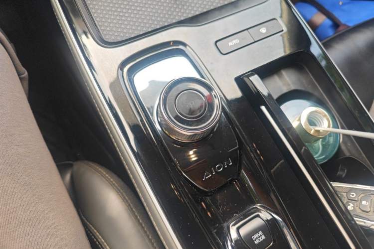 Used AION S Plus 2022 70 Enjoy Edition Gear Lever