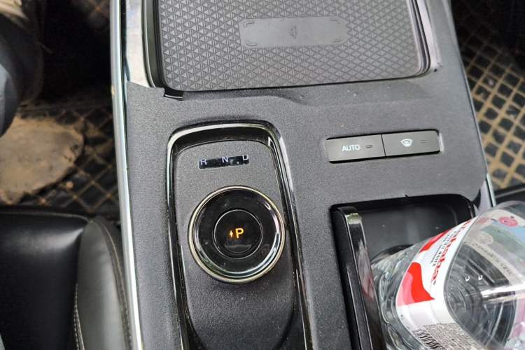Used AION S Plus 2022 80 Tech Edition Gear Lever