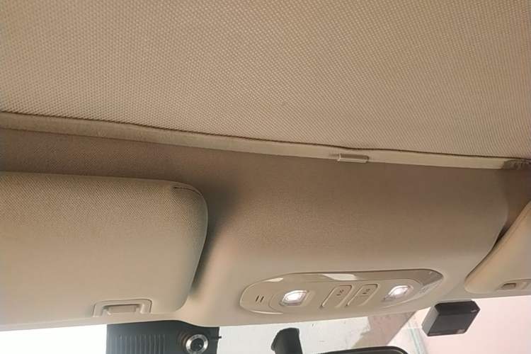 Used AION S Plus 2022 70 Enjoy Edition Headliner