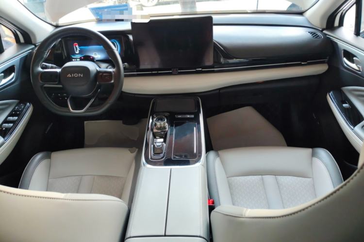 Used AION S Plus 2022 80 Tech Edition Interior 2