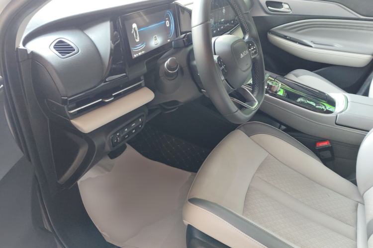 Used AION S Plus 2022 80 Tech Edition Interior 3