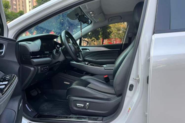 Used AION S Plus 2022 70 Intelligent Edition Interior 4