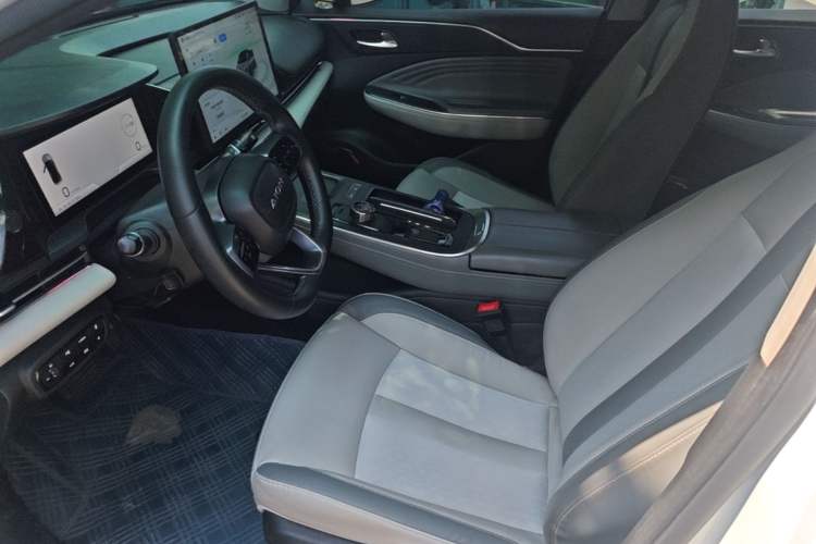 Used AION S Plus 2022 80 Tech Edition Left Front Seat