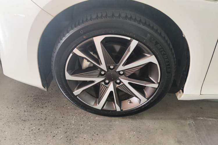 Used AION S Plus 2022 80 Tech Edition Left Front Wheel Hub