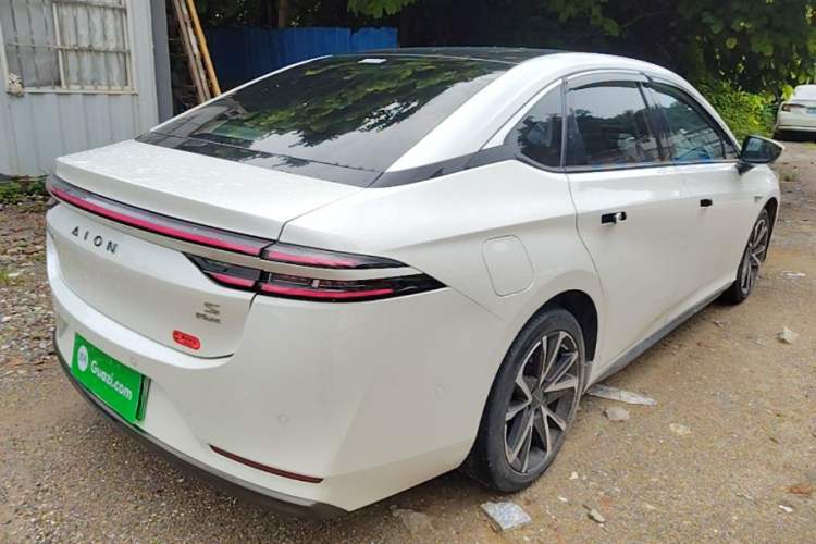 Used AION S Plus 2022 70 Intelligent Driving Edition Rear Right 45 Deg