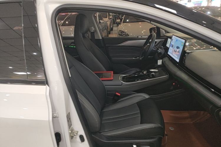 Used AION S Plus 2022 70 Intelligent Driving Edition Right Front Seat