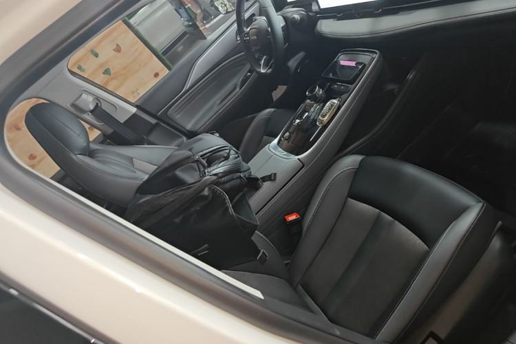 Used AION S Plus 2022 80 Tech Edition Right Front Seat