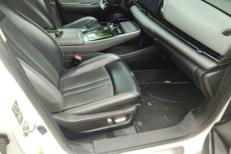 Used AION S Plus 2022 70 Intelligent Driving Edition Right Front Seat
