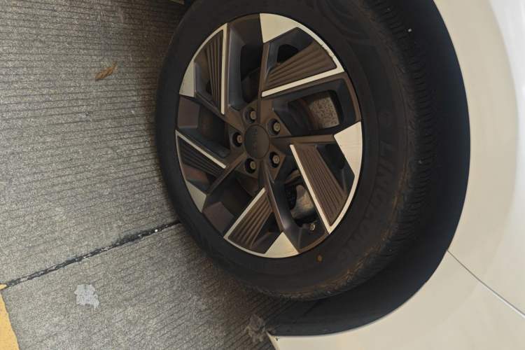 Used AION S Plus 2022 70 Enjoy Edition Right Front Wheel Hub