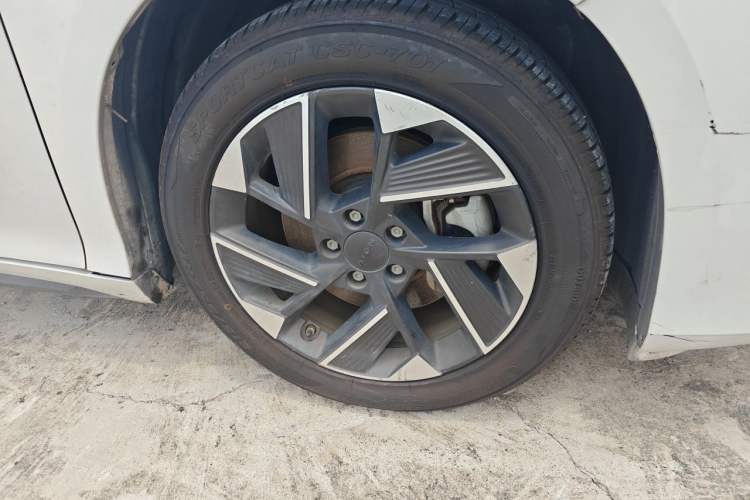 Used AION S Plus 2022 70 Enjoy Edition Right Front Wheel Hub
