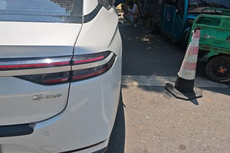 Used AION S Plus 2022 80 Tech Edition Right Rear Taillight